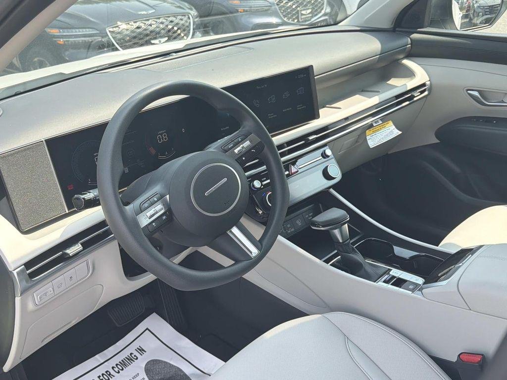 New 2026 White Hyundai SEL Plus AWD image 3