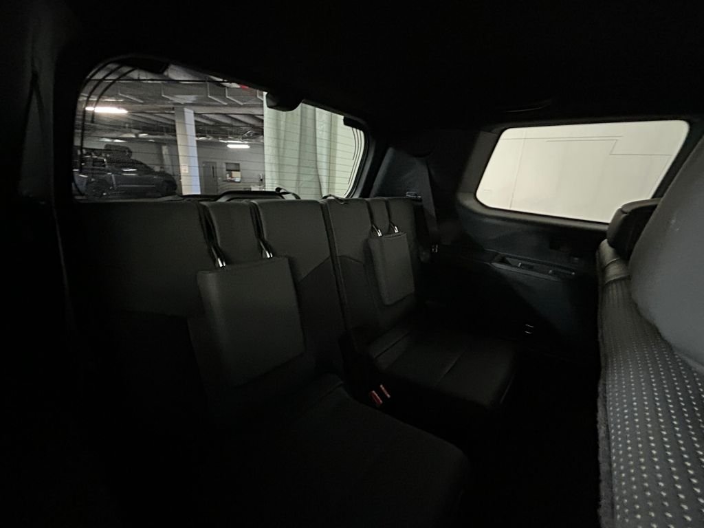 Used 2024 Silver Lexus 550 Luxury+ image 17