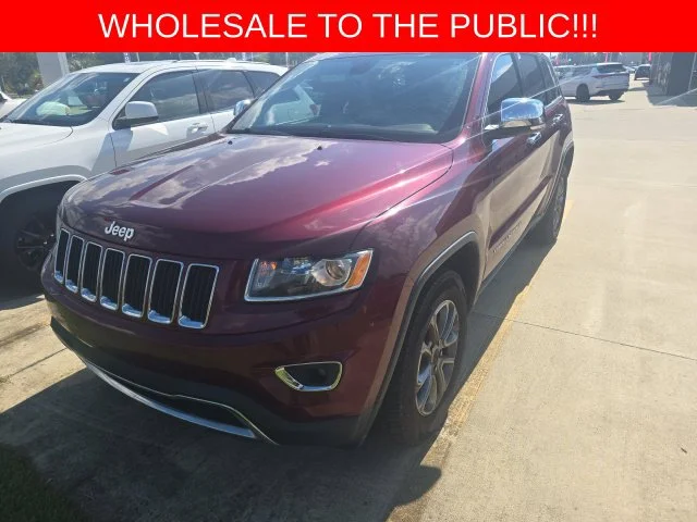 Used 2016 Red Jeep Limited image 4