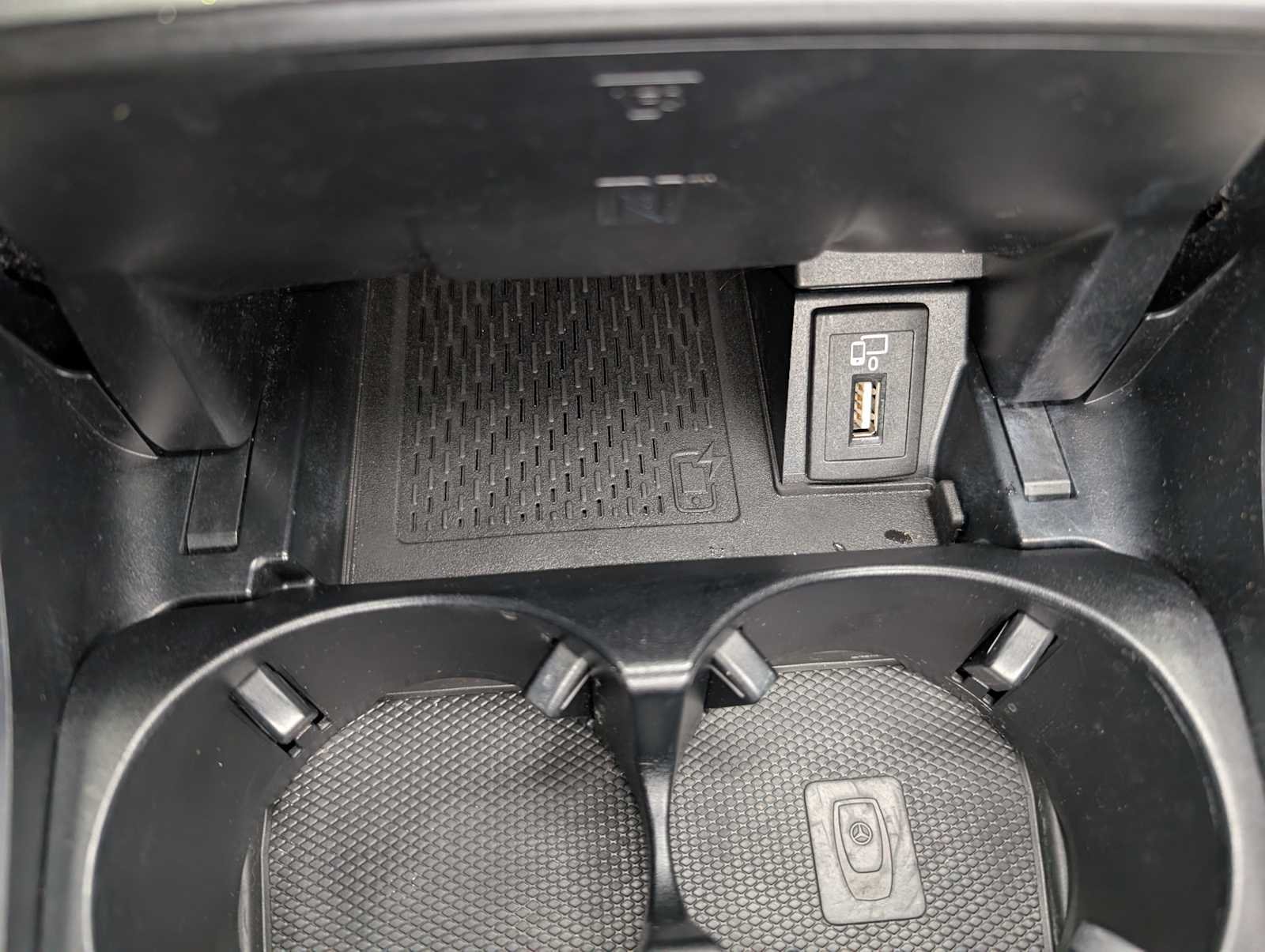 Used 2019 Polar White Mercedes-Benz C 300 image 29