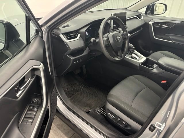 Used 2025 Silver Toyota XLE image 13
