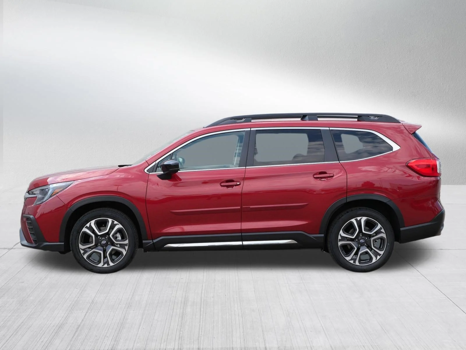 Used 2024 Crimson Red Pearl Subaru Limited image 4