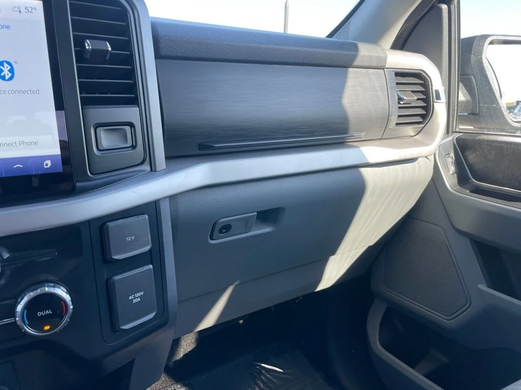 Used 2022 Silver Ford XLT image 51