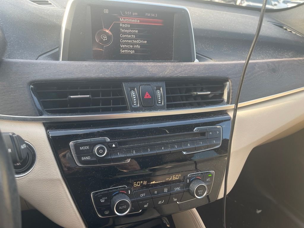 Used 2016 Green BMW xDrive28i image 12