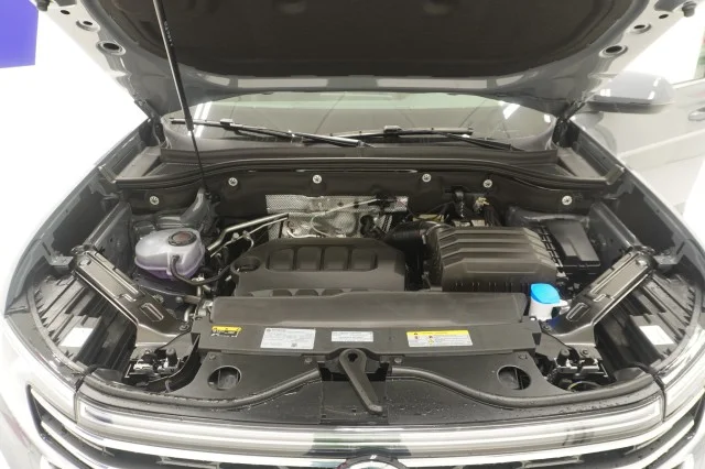 New 2026 Pure Gray Volkswagen 2.0T SE w/Technology image 35