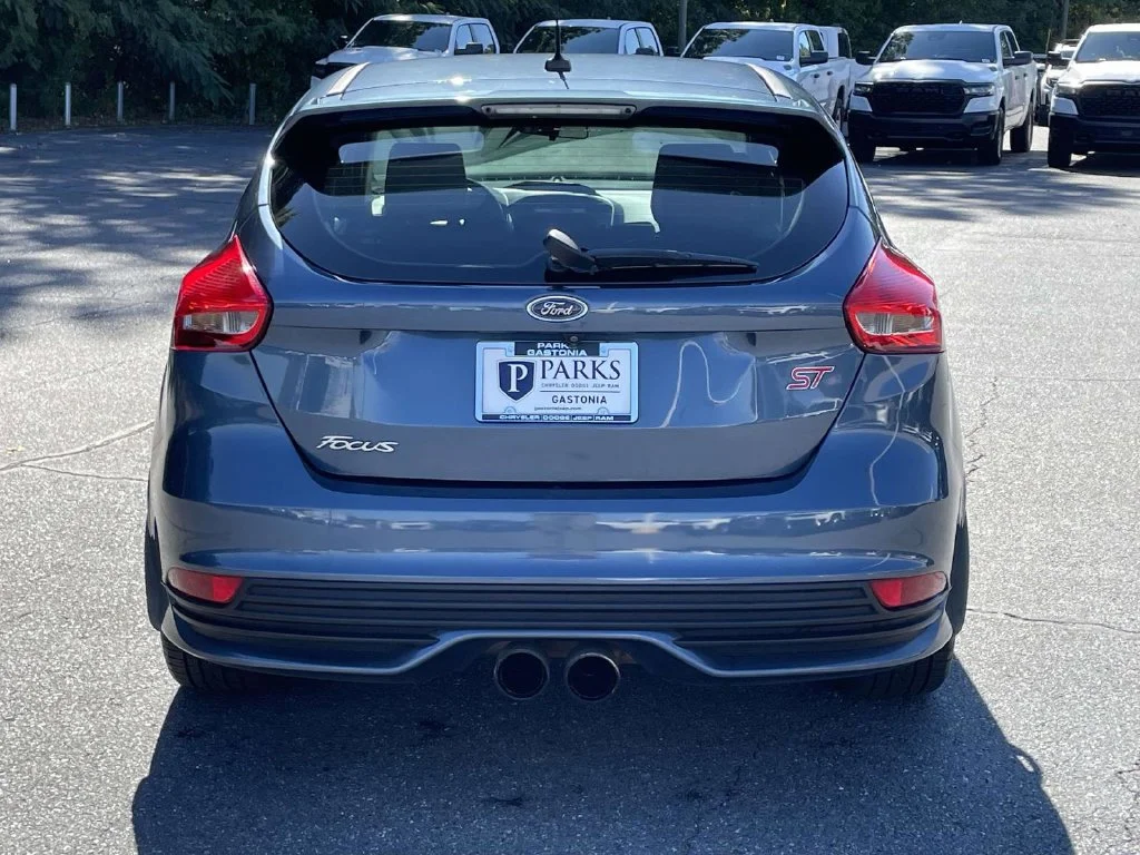 Used 2018 Blue Ford ST image 7
