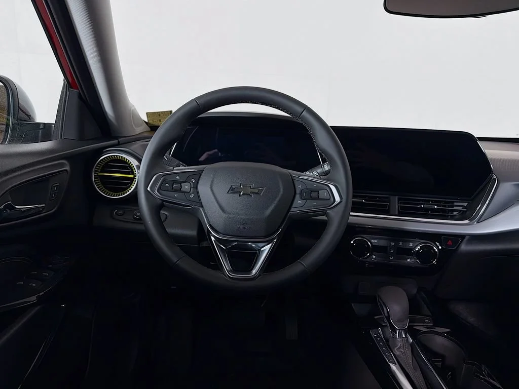 2026 Chevrolet Trax LT - Photo 18