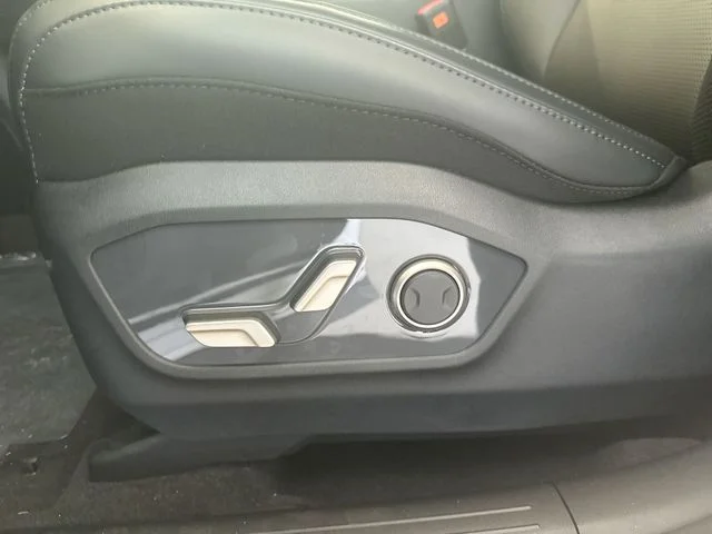 New 2027 Glacial White Pearl Kia S image 16