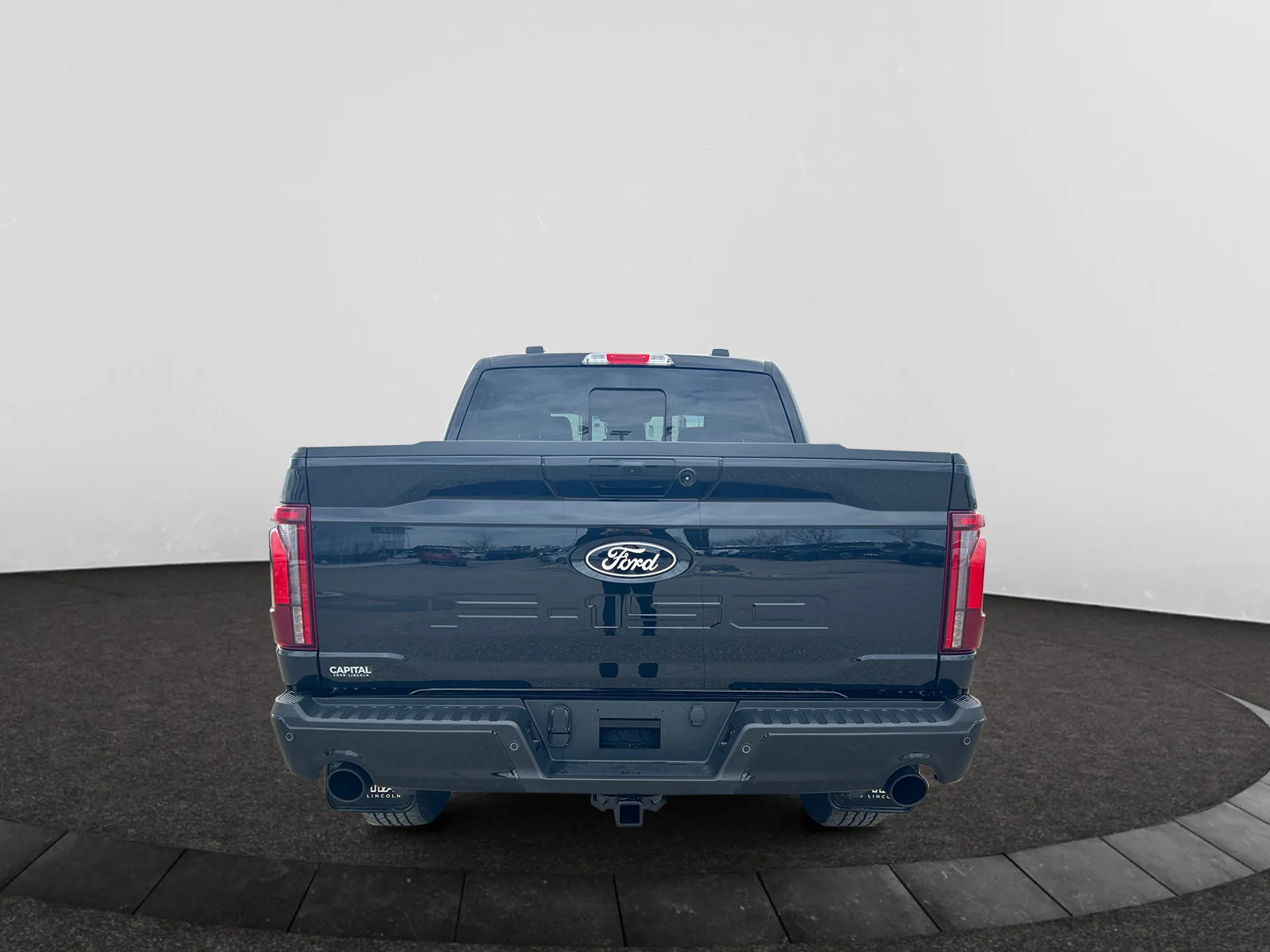 New 2026 Agate Black Metallic Ford Lariat image 4