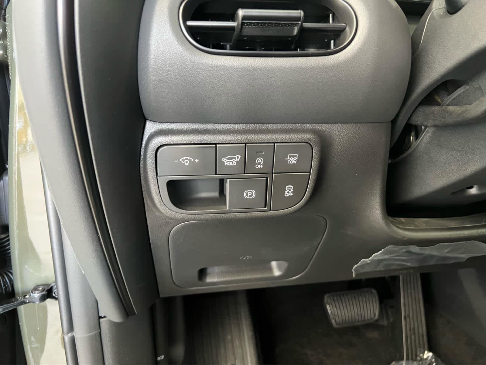 New 2026 Creamy White Pearl Hyundai XRT Pro image 14
