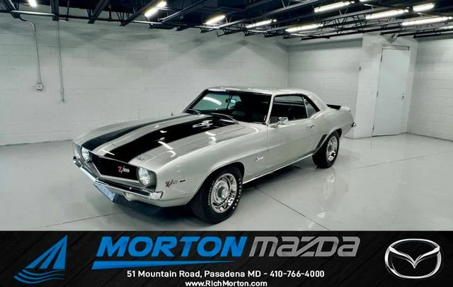 Used 1969 Silver Chevrolet Z28 image 1