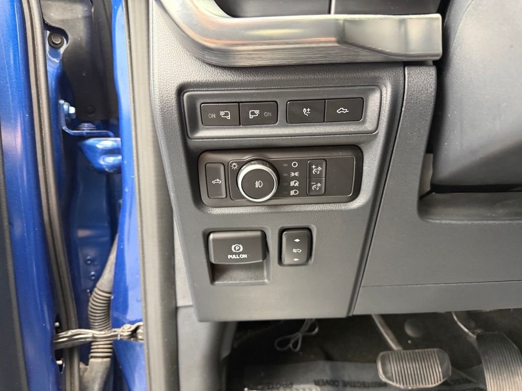 Used 2022 Blue Ford Lariat image 44