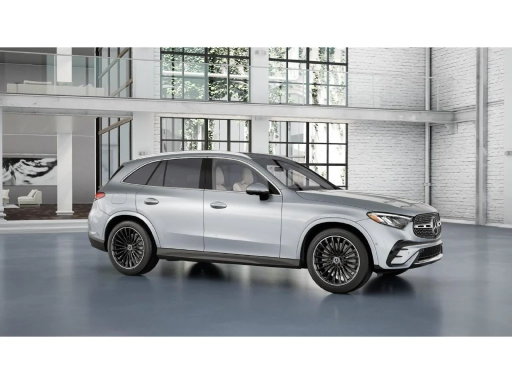 New 2027 Silver Mercedes-Benz GLC 300 image 13