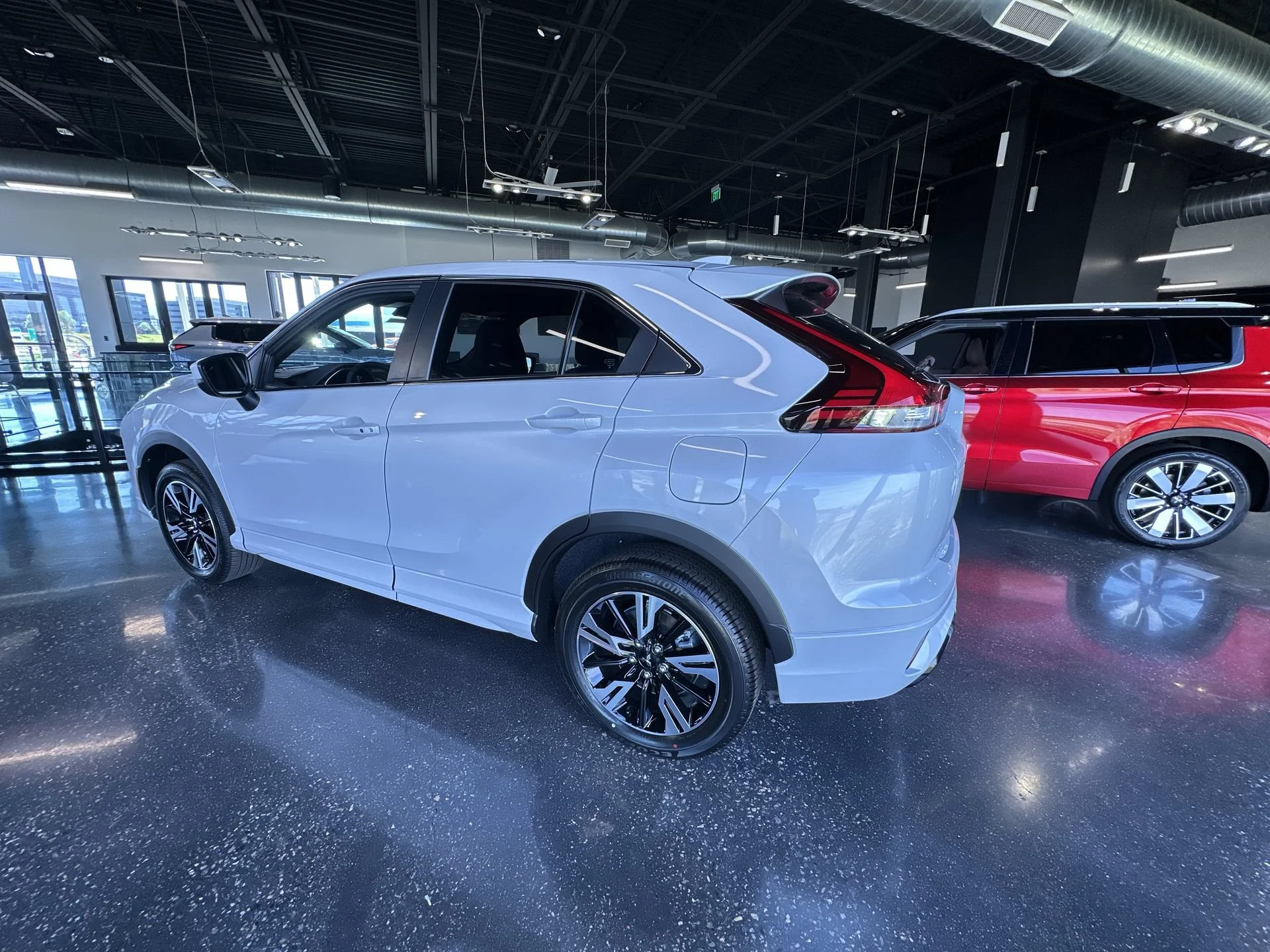 New 2026 White Diamond Mitsubishi SEL image 6