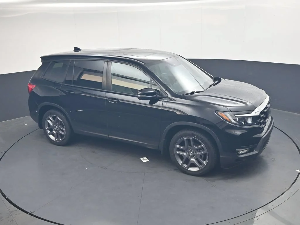 Certified Used 2022 Crystal Black Pearl Honda EX-L image 16