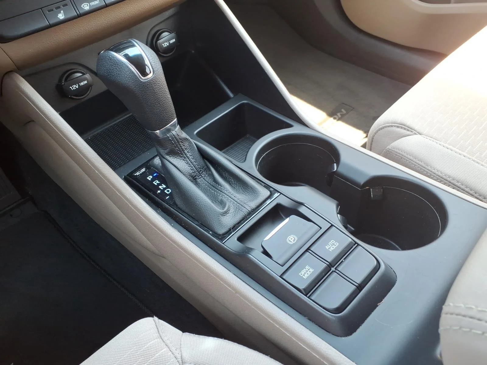Used 2020  HYUNDAI VALUE FWD image 10