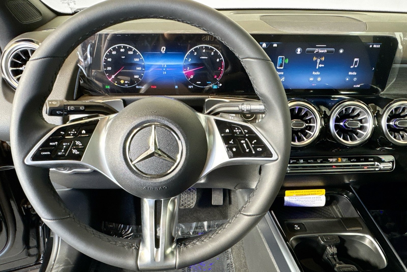 New 2026 Cosmos Black Metallic Mercedes-Benz GLB 250 image 11