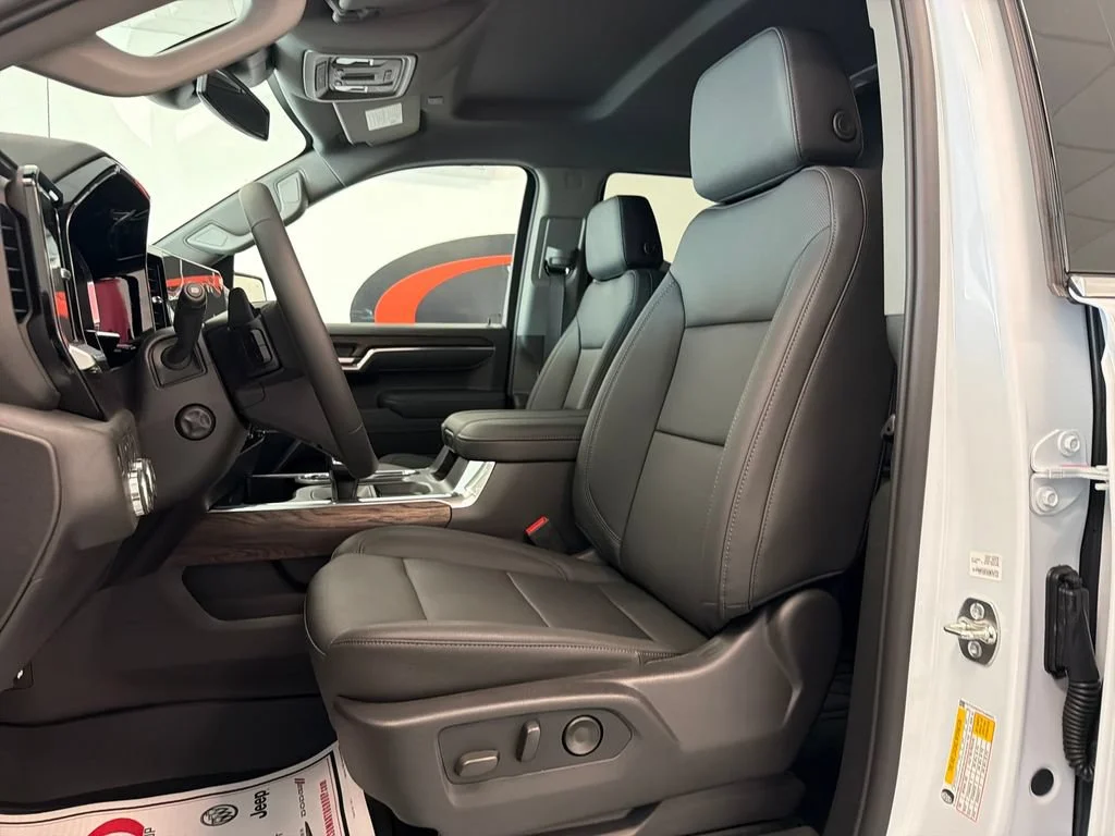 New 2026 Glacier White Tricoat GMC SLT image 13