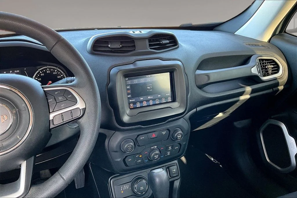 Used 2018 Gray Jeep Sport image 6