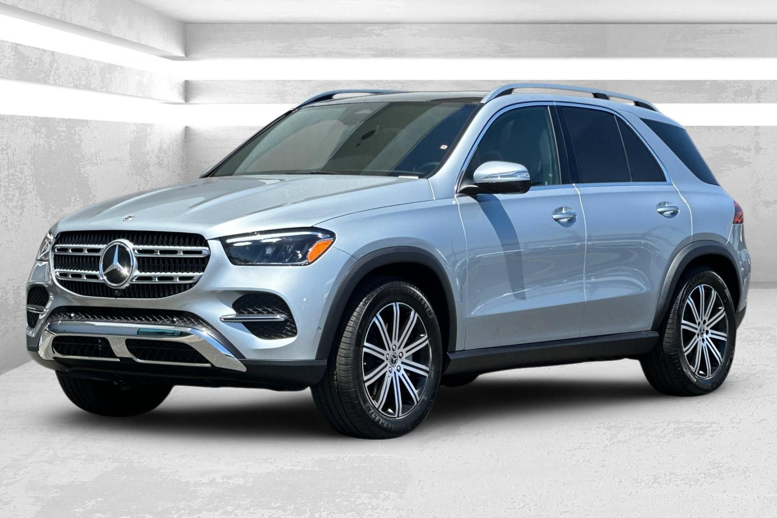 New 2026 Silver Mercedes-Benz GLE 350 image 8