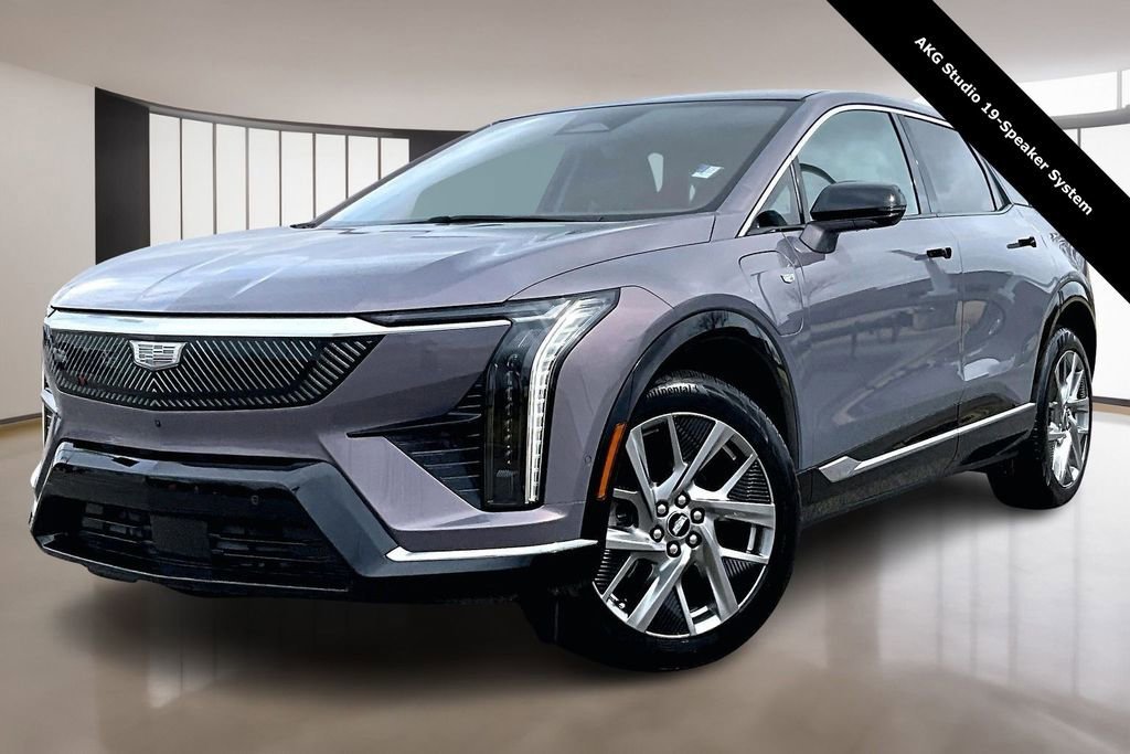 2025 Cadillac OPTIQ Luxury 1
