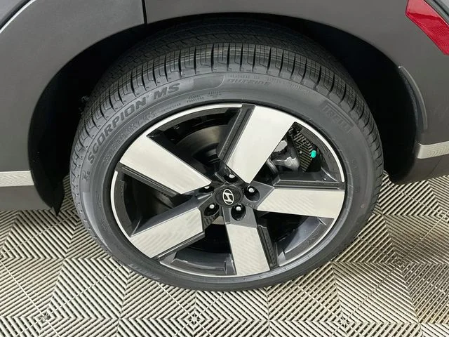 New 2027 Hyundai SANTA FE HYBRID Limited