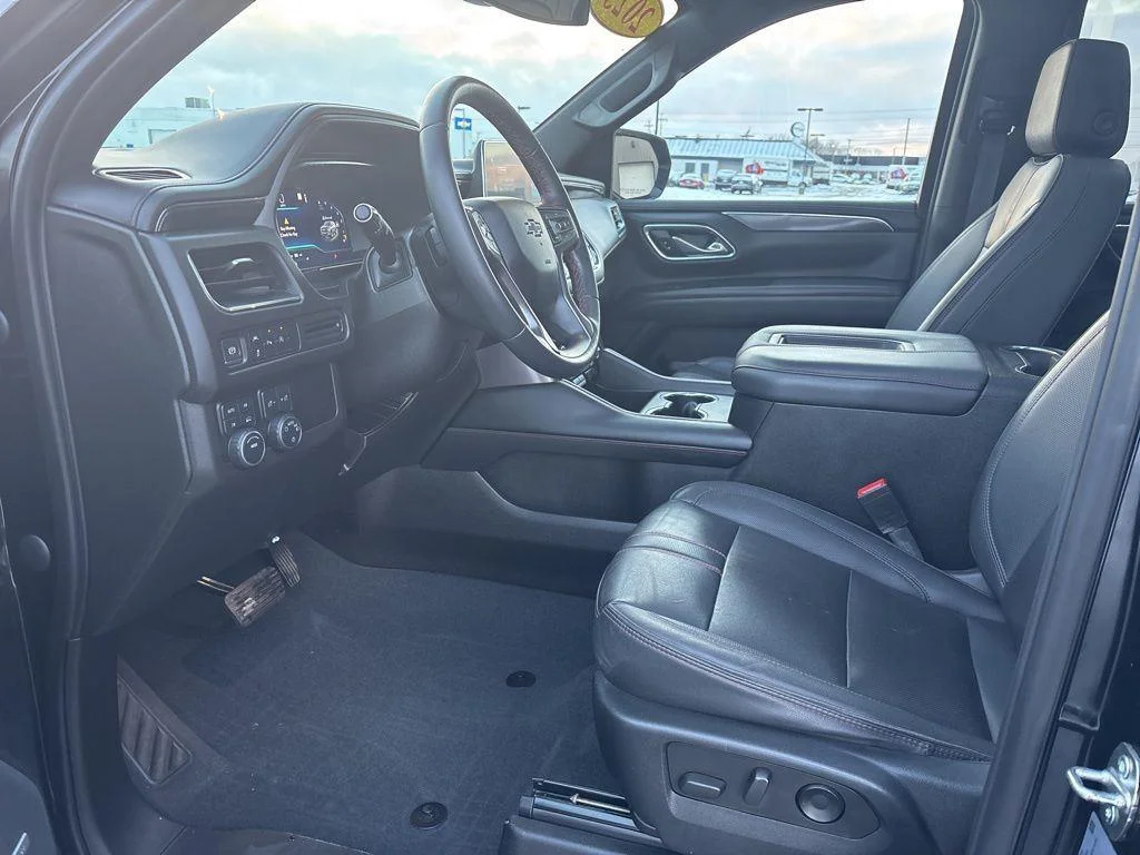 Used 2023 Black Chevrolet RST image 9