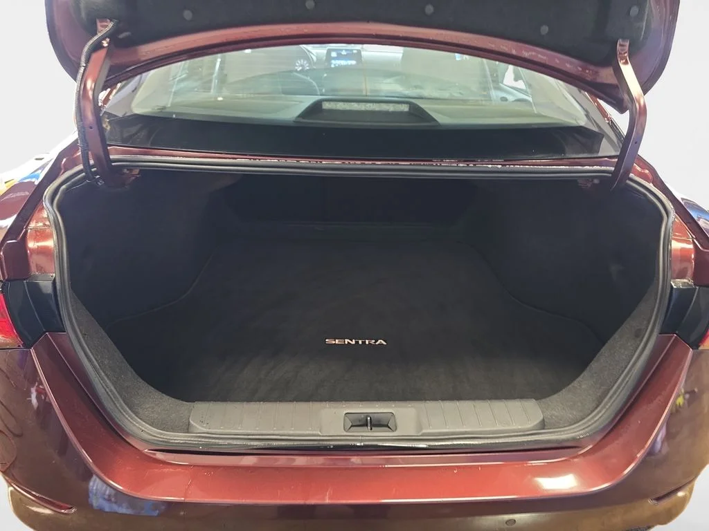 Used 2025 Rosewood Metallic Nissan SV image 22