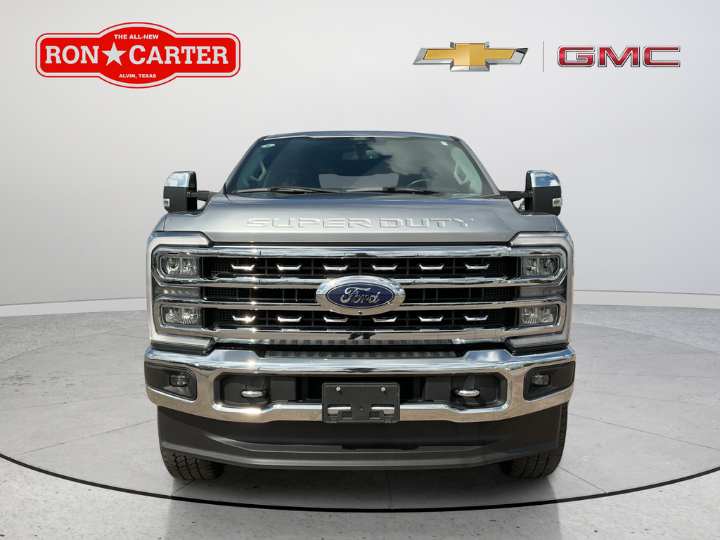 Used 2024 Silver Ford Lariat image 2