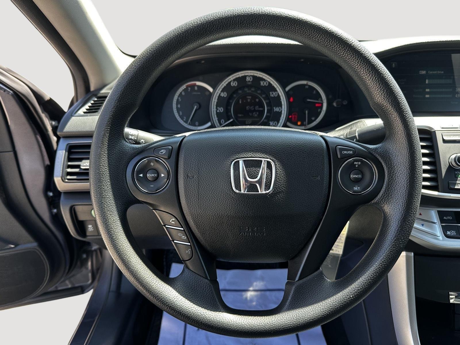 Used 2014 Modern Steel Metallic Honda LX image 10