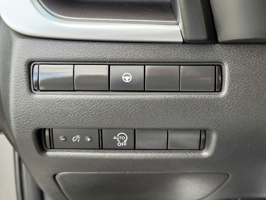 Used 2023 Gray Nissan SV image 27