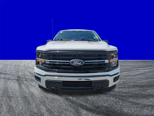 Certified Used 2025 Oxford White Ford XLT image 8
