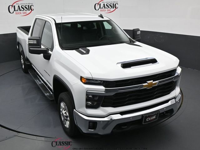 Summit White 2025 Chevrolet Silverado 2500HD LT Crew Cab 4WD Pickup Truck Four-Wheel Drive