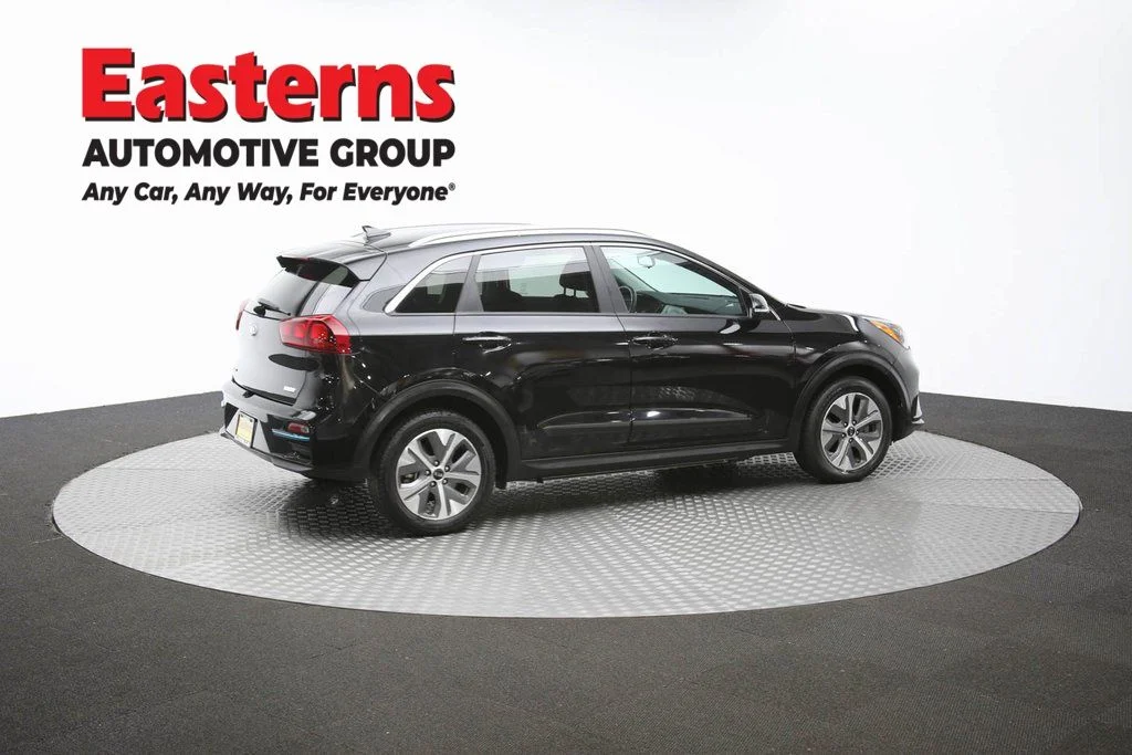 Used 2021 Black Kia EX image 40