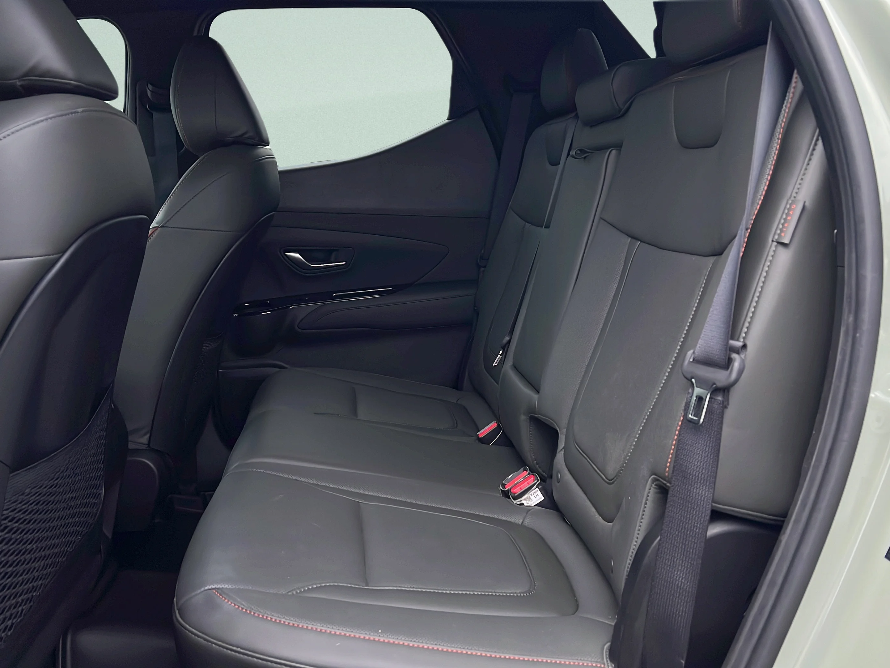 Used 2025 Sage Gray Hyundai Limited image 13
