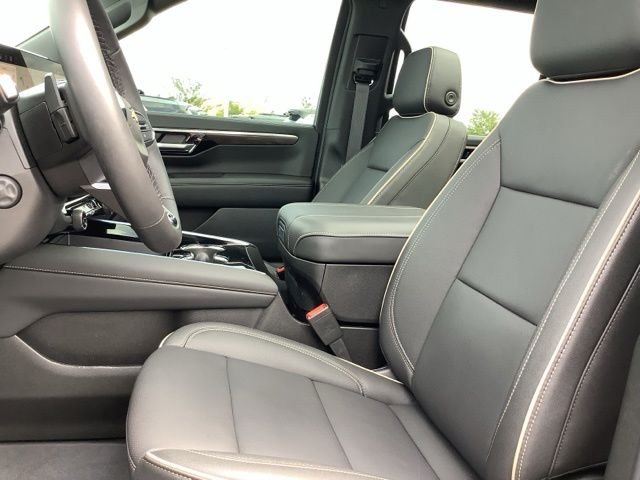2026 Chevrolet Tahoe Premier - Photo 18