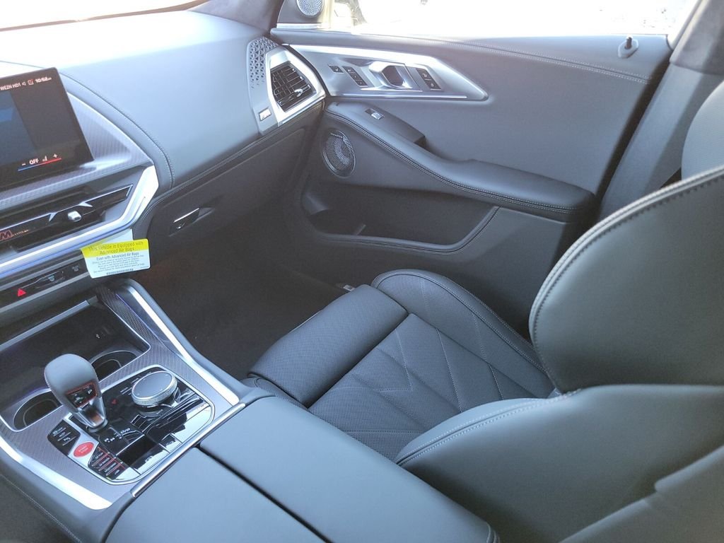 2026 BMW XM Base - Photo 16