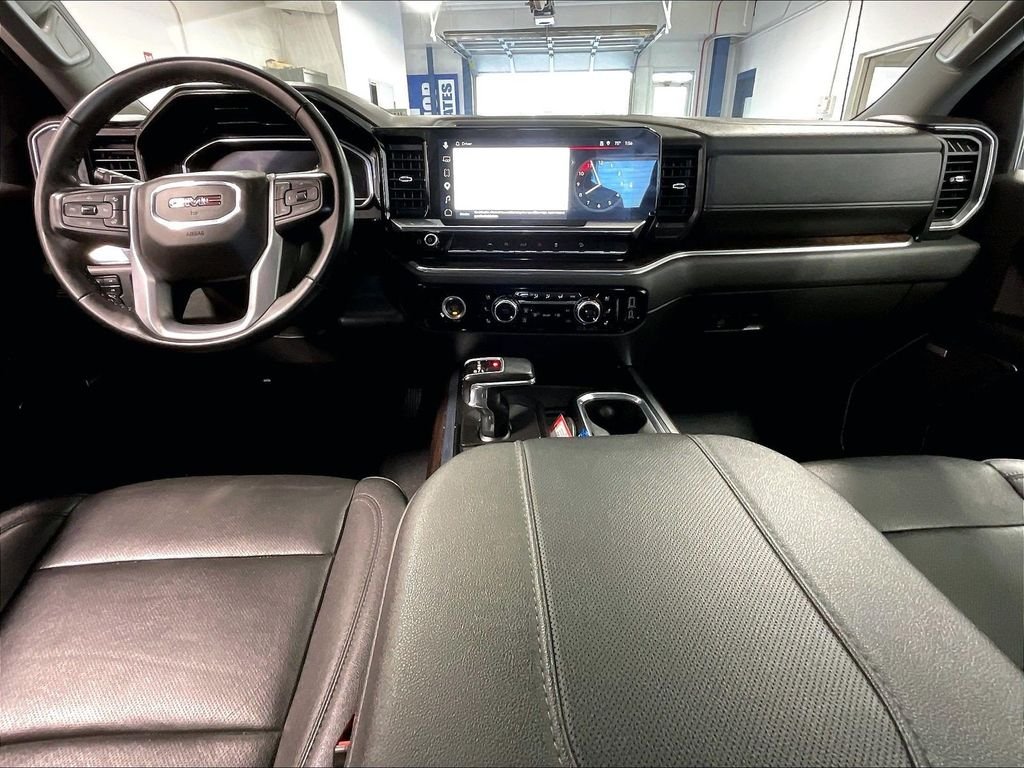 Used 2023 Silver GMC SLT image 21