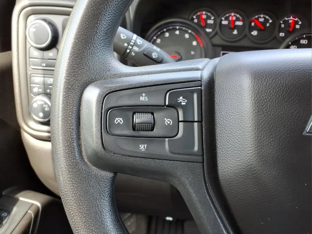 2025 Chevrolet Silverado 2500HD Custom - Photo 14