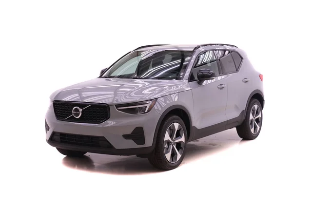 2026 Volvo XC40 B5 Core