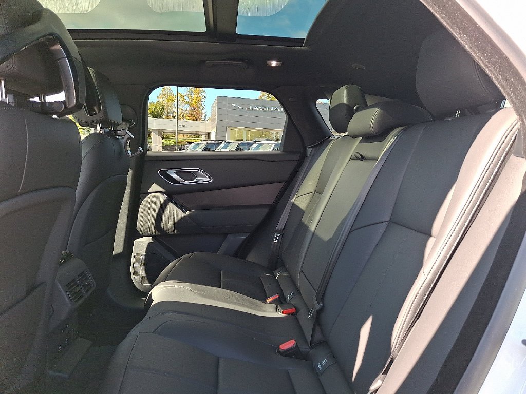 2026 Land Rover Range Rover Velar Dynamic SE - Photo 10