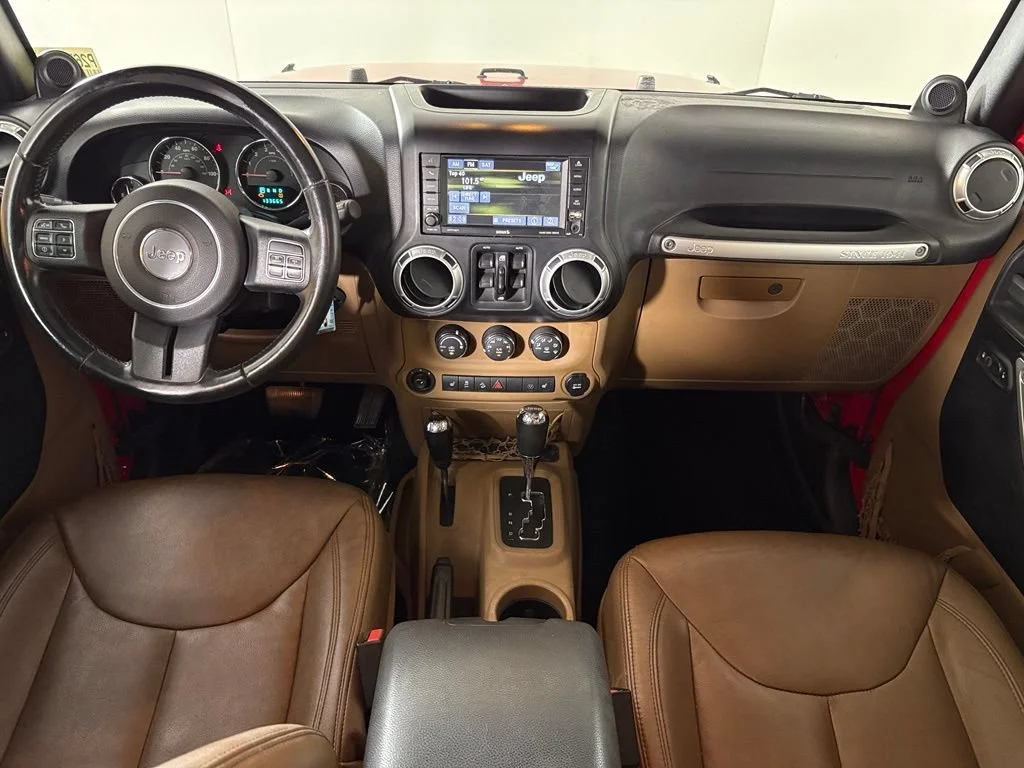 Used 2013 Red Jeep Sahara image 38