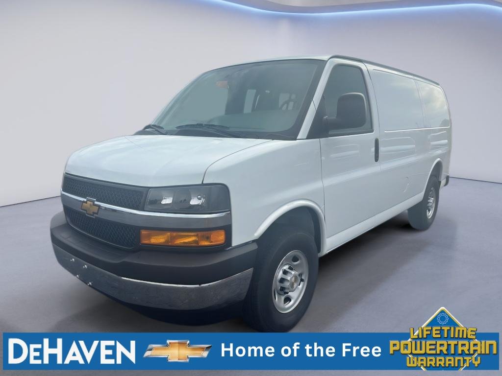 2026 Chevrolet Express 2500 Work Van HD's photo