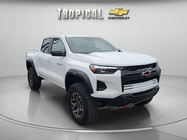 Used 2025 Summit White Chevrolet ZR2 image 4