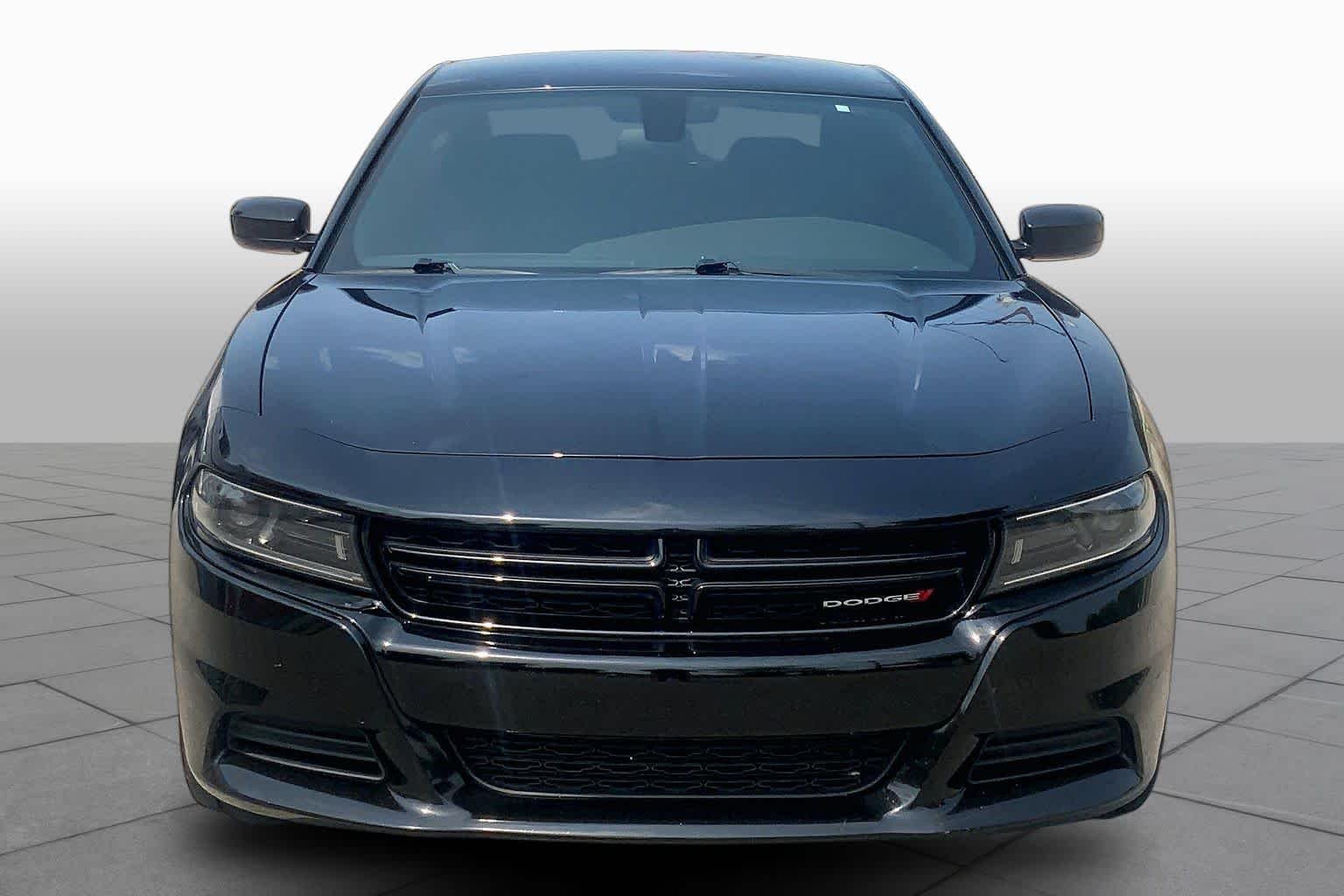 Pre-Owned 2022 Dodge Charger SXT