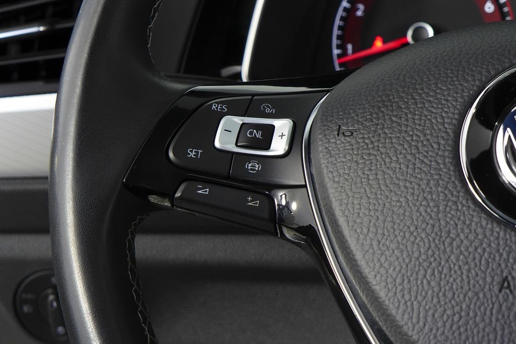 2019 Volkswagen Jetta R-Line - Photo 29