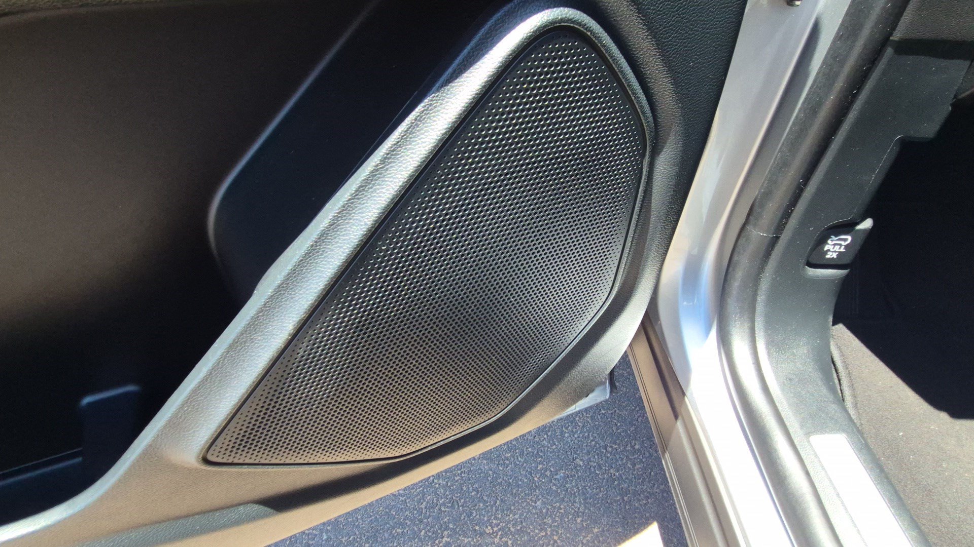 Used 2023 Silver Metallic Ford Limited image 12