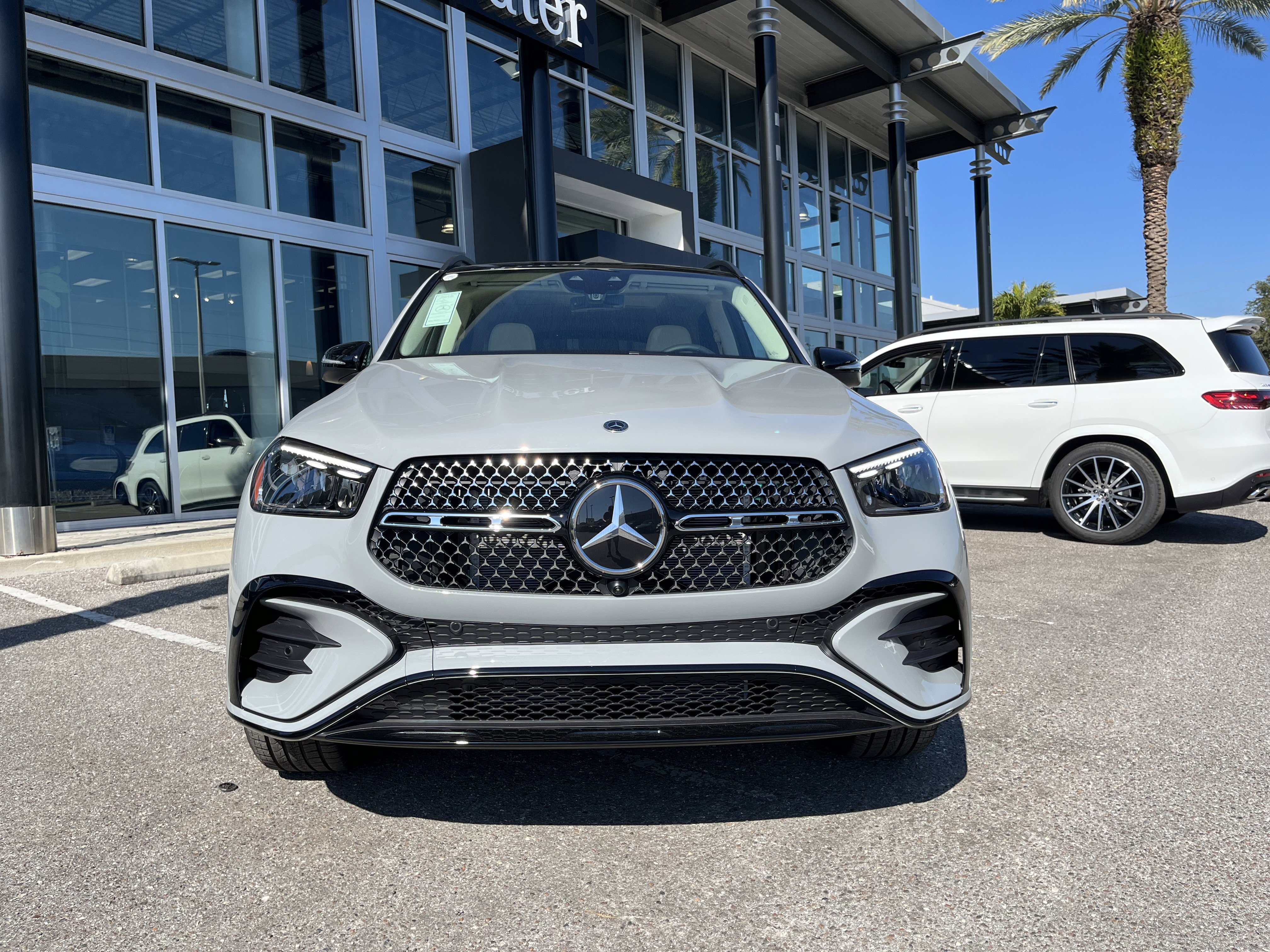 New 2026 MANUFAKTUR Alpine Grey Mercedes-Benz GLE 350 image 9
