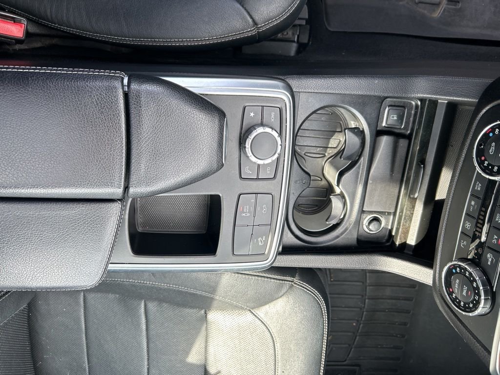 Used 2014  Mercedes-Benz GL 550 image 13