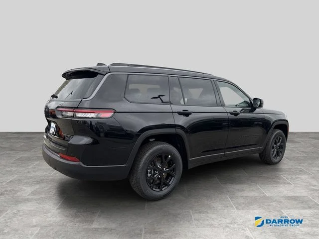 New 2026 Diamond Black Crystal Pearl-Coat Exterior Paint Jeep Laredo image 21